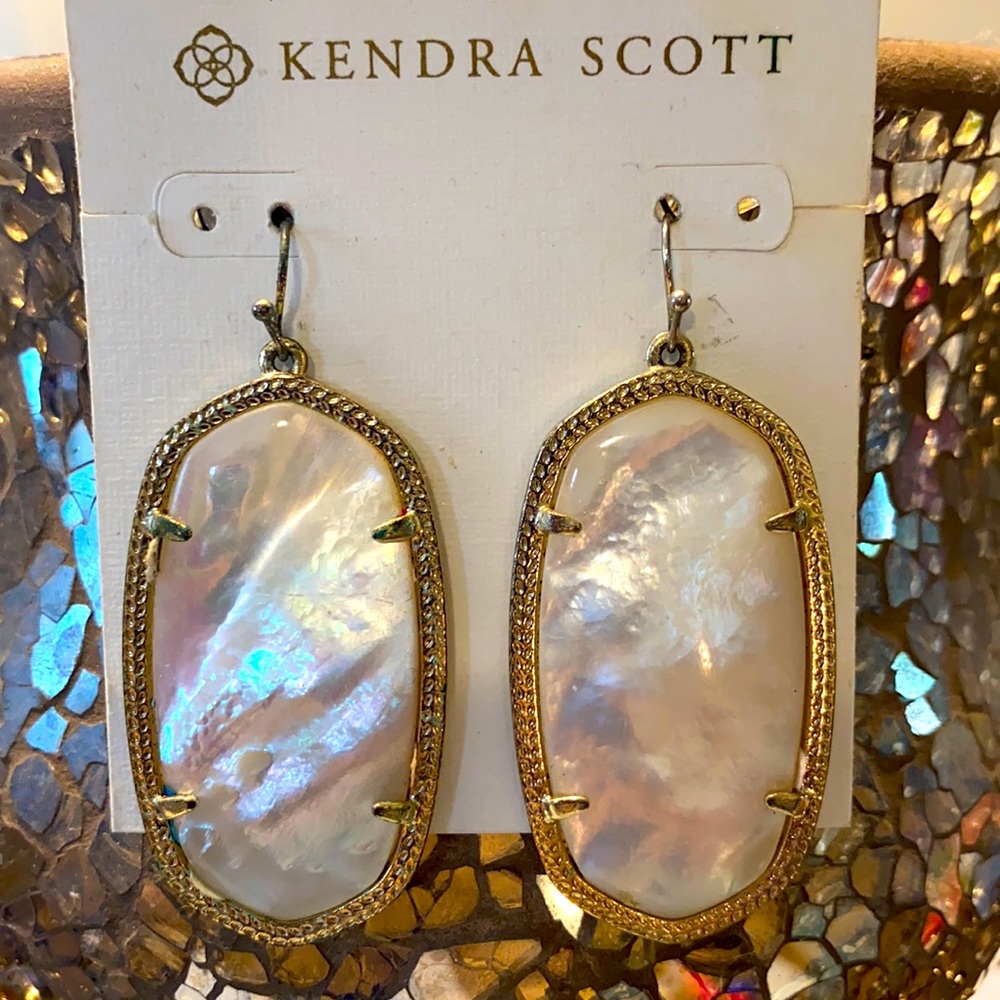 Kendra Scott Ivory Pearl Danielle Earrings